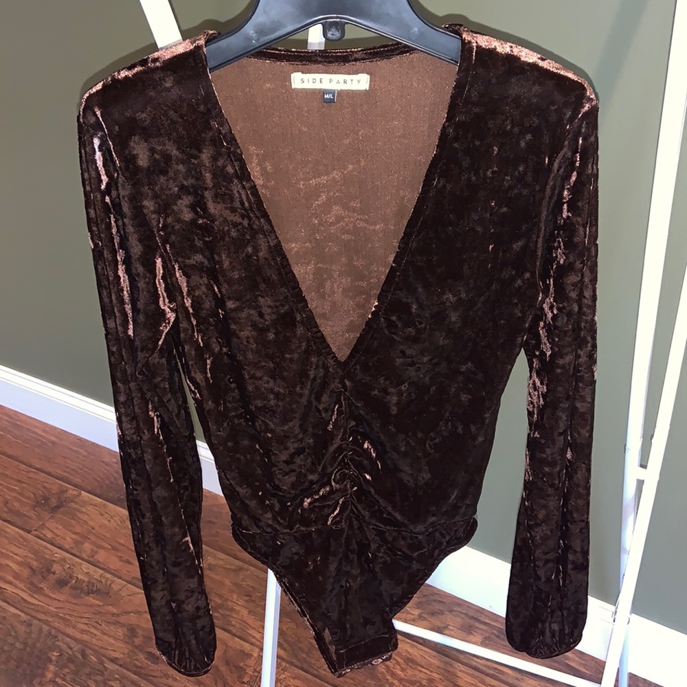 Side Party brown velvet long sleeve top